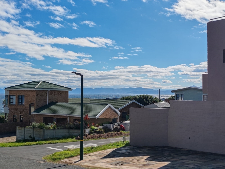 0 Bedroom Property for Sale in Perlemoenbaai Western Cape